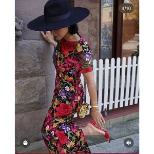 ELLIATT Talia Maxi Dress -Black Floral Wedding Guest Dinner Cocktail Size S NWT